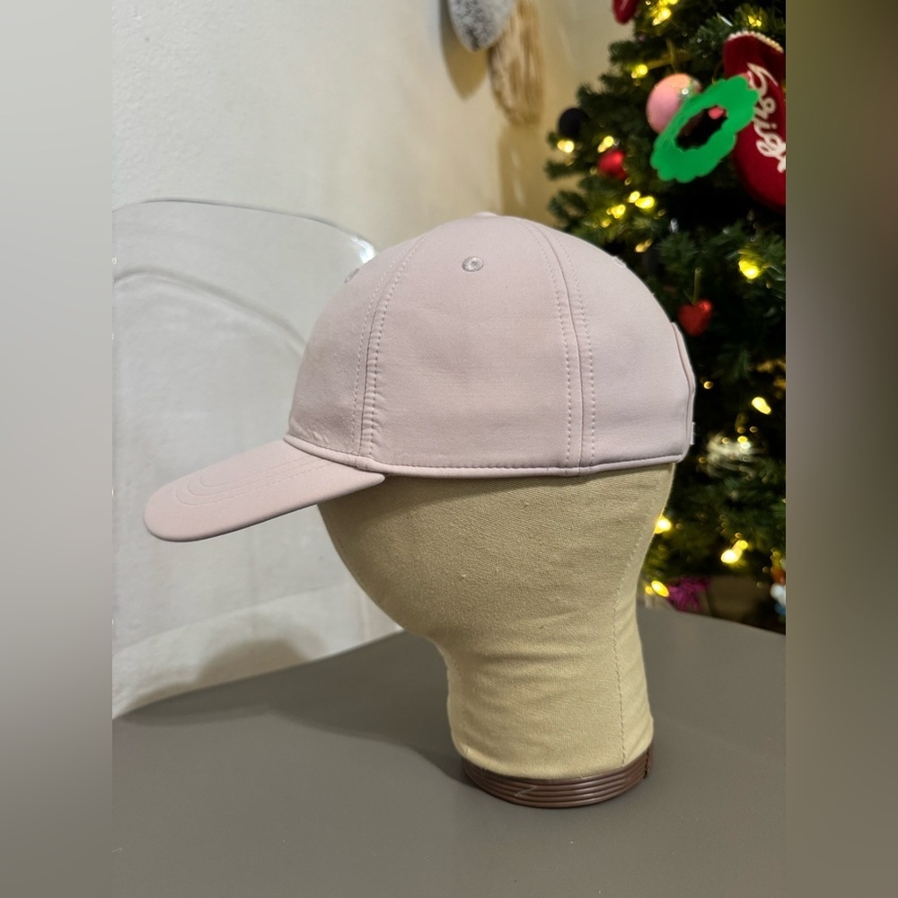LULULEMON lilac/ pink hat - Picture 3 of 7